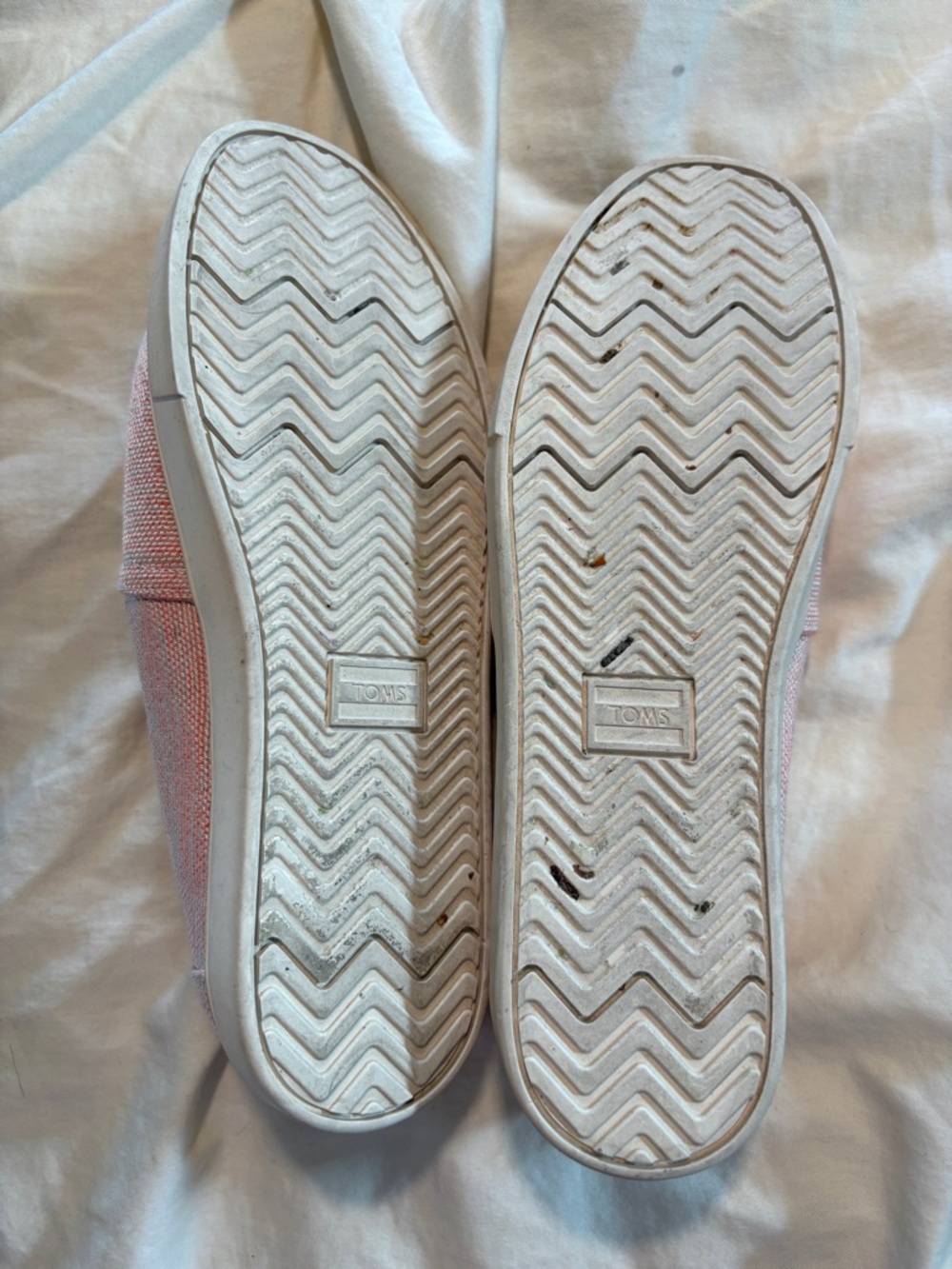 TOMS Women’s Slip-On Canvas Shoes in Light Pink/orange - Picture 5 of 6